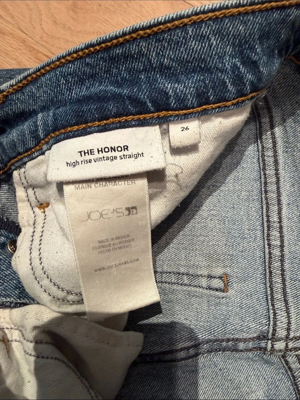 Joe’s Women’s Jeans, The Honor High Rise Vintage Straight cropped, SZ 26
